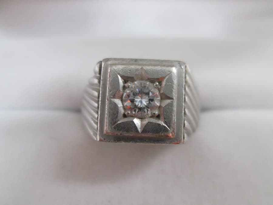 ダイヤモンドリング　買取実績　【古川店／宮城県／大崎市】 宮城県大崎市にあるザ・ゴールド 古川店の画像1