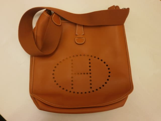 エルメス　エブリンⅡの買取実績【利府店/宮城県/宮城郡利府町】 宮城県宮城郡にあるザ・ゴールド 利府店の画像1