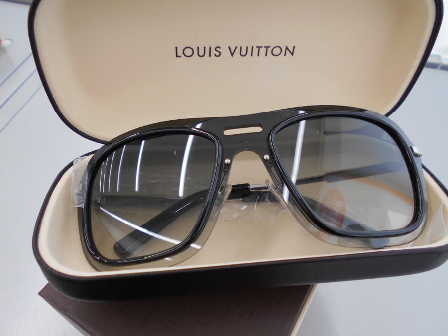 ルイヴィトンサングラスの買取実績【柴田店/宮城県/柴田郡】 宮城県柴田郡にあるザ・ゴールド 柴田店の画像1