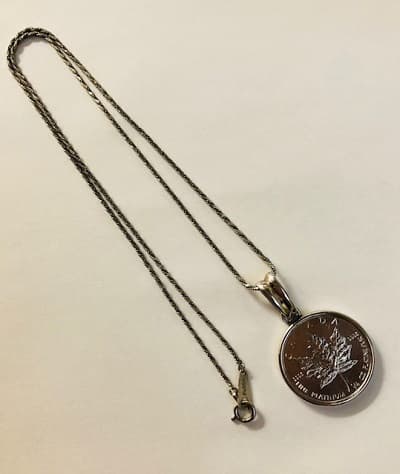 メイプルリーフコイン　ネックレス【仙台中田店】 宮城県仙台市にあるザ・ゴールド 仙台中田店の画像1