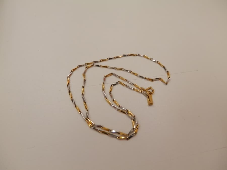 コンビ　ネックレス【八戸湊高台店】 青森県八戸市にあるザ・ゴールド 八戸湊高台店の画像1