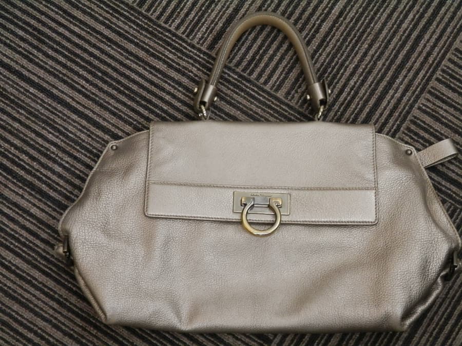 フェラガモ　バッグ【八戸湊高台店】 青森県八戸市にあるザ・ゴールド 八戸湊高台店の画像1