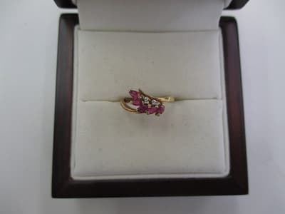 18金　Ｋ18　ルビー付きリング　【帯広店】 北海道帯広市にあるザ・ゴールド 帯広店の画像1