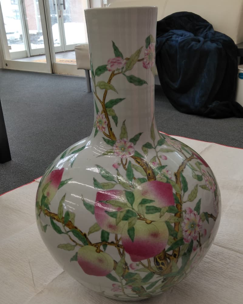 中国工芸品花瓶の買取実績　　【釧路店/北海道/釧路市】 北海道釧路市にあるザ・ゴールド 釧路店の画像1