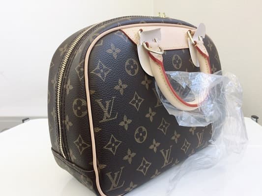 ルイ・ヴィトン　トゥルーヴィル【釧路店】 北海道釧路市にあるザ・ゴールド 釧路店の画像1