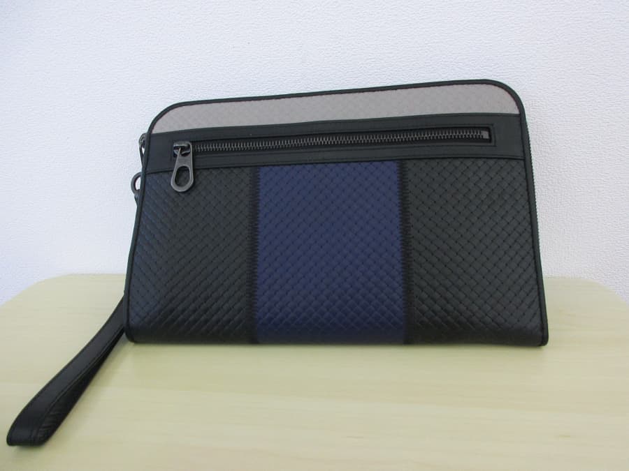 ヴォッテガヴェネタ　クラッチバッグ【釧路店】 北海道釧路市にあるザ・ゴールド 釧路店の画像1