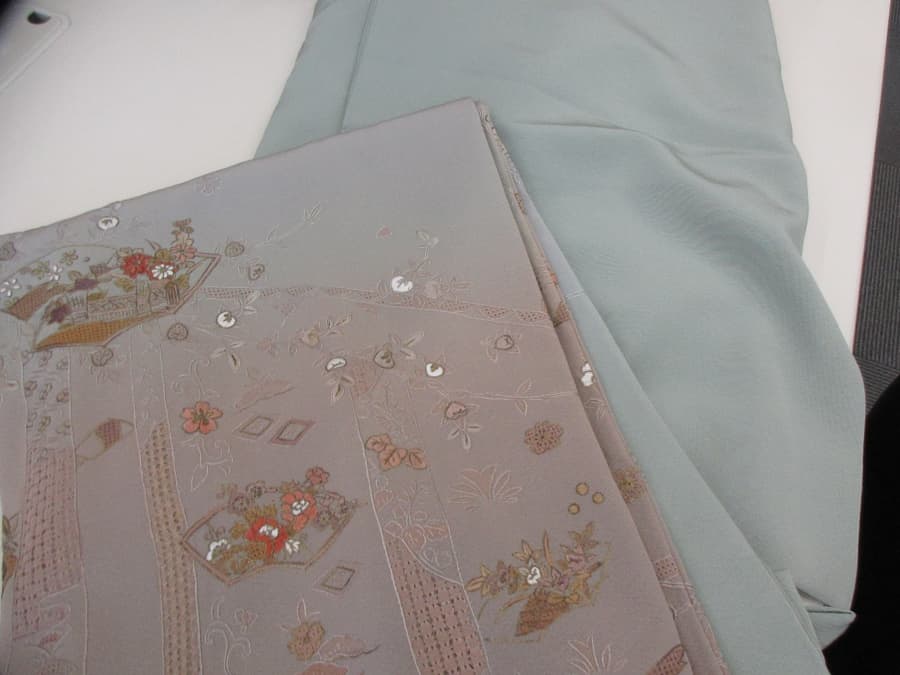 蘇州刺繍の買取実績　【釧路店/北海道/釧路市】 北海道釧路市にあるザ・ゴールド 釧路店の画像1