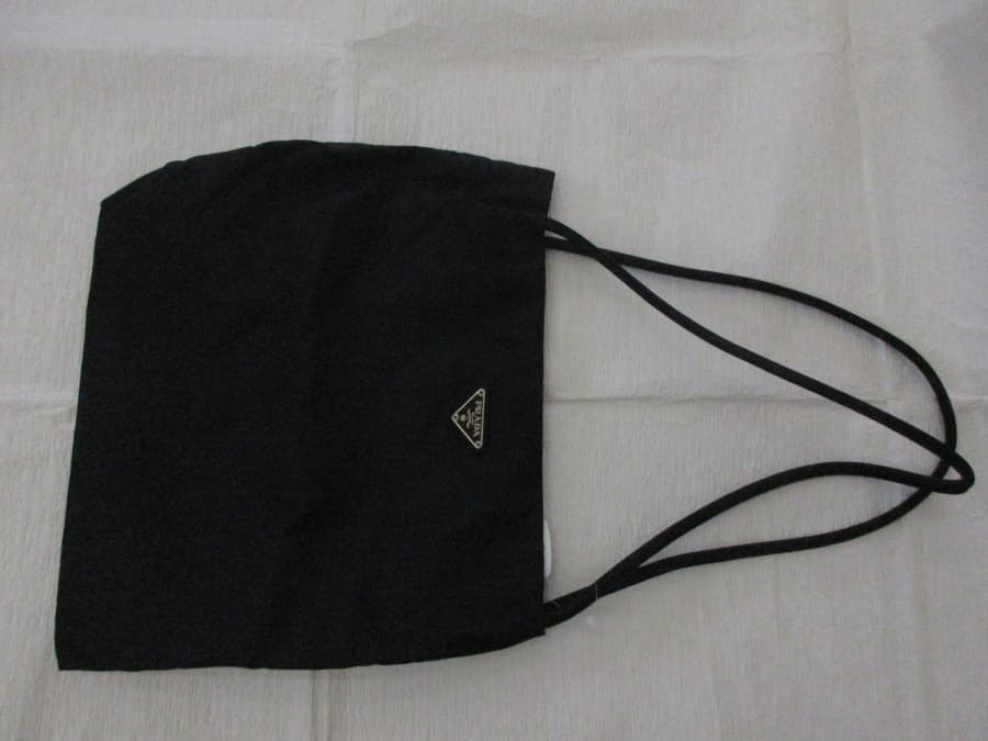 プラダのナイロンバッグの買取実績　【釧路店/北海道/釧路市】 北海道釧路市にあるザ・ゴールド 釧路店の画像1