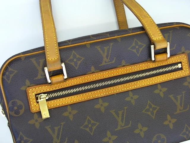 ルイ・ヴィトン　シテ　【釧路店】 北海道釧路市にあるザ・ゴールド 釧路店の画像1