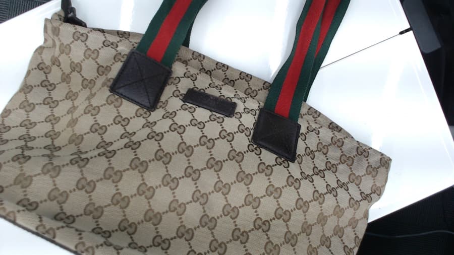 GUUCI  キャンバストート　【釧路店】 北海道釧路市にあるザ・ゴールド 釧路店の画像1