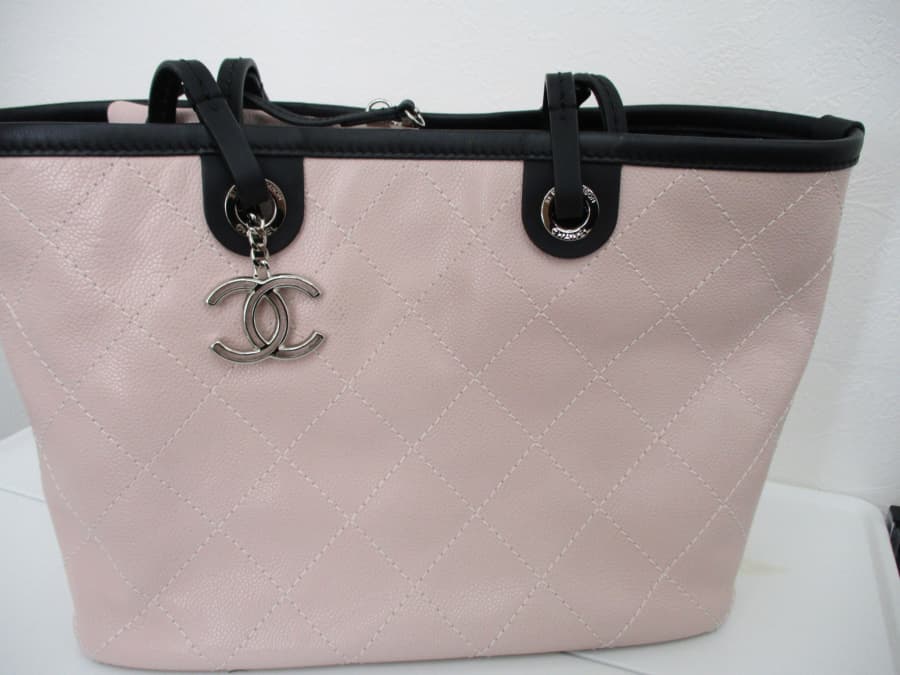 CHANEL　オンザロードの買取実績【北見店/北海道/北見市】 北海道北見市にあるザ・ゴールド 北見店の画像1