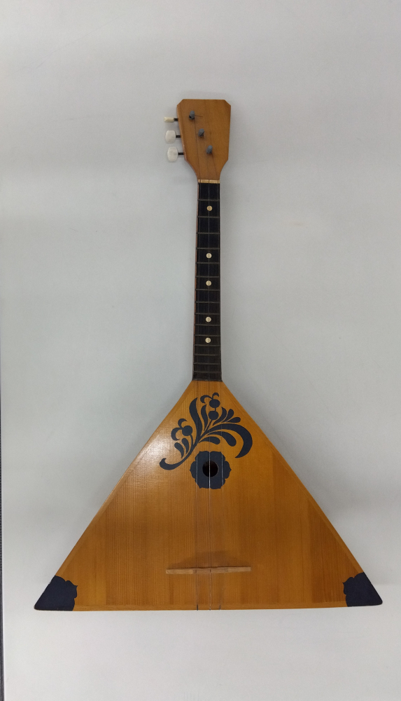 バラライカの買取実績 【北見店/北海道/北見市】 北海道北見市にあるザ・ゴールド 北見店の画像1