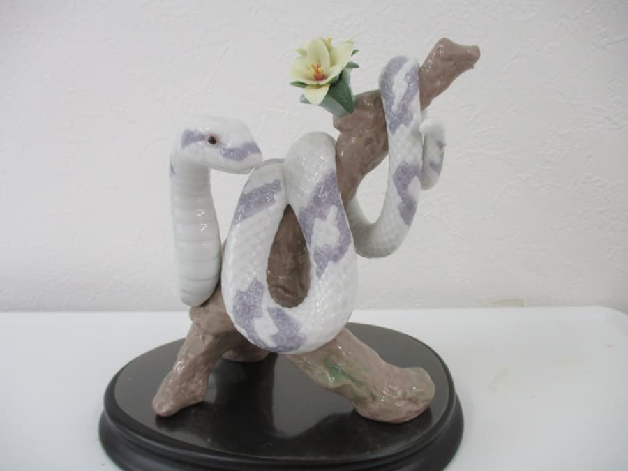 リヤドロの買取実績 【北見店/北海道/北見市】 北海道北見市にあるザ・ゴールド 北見店の画像1