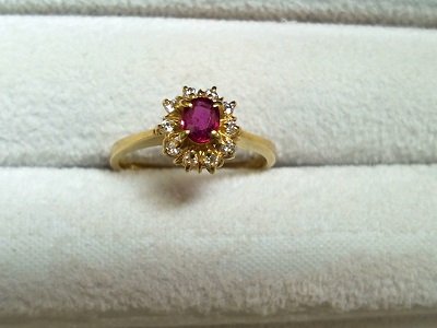 赤い素敵な石：ルビー　【北見店】