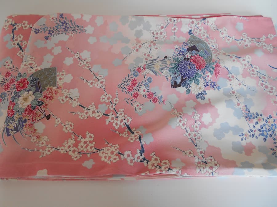 着物【旭川末広店】 北海道旭川市にあるザ・ゴールド 旭川末広店の画像1