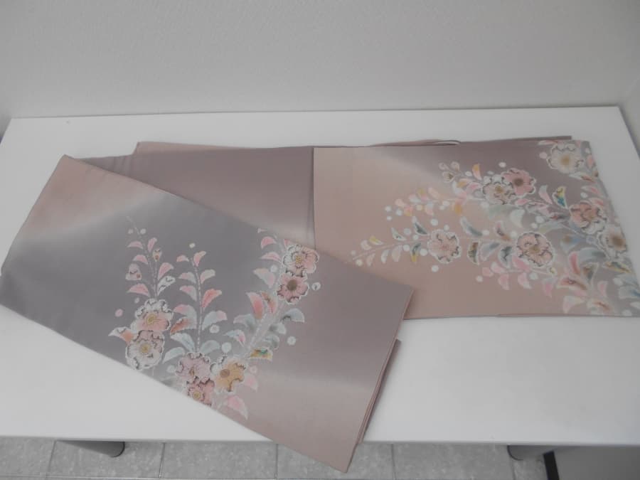 着物の買取実績【旭川末広店/北海道/旭川市】 北海道旭川市にあるザ・ゴールド 旭川末広店の画像1