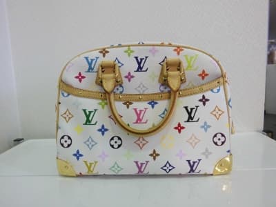 ルイヴィトン　トゥルーヴィル【旭川末広店】 北海道旭川市にあるザ・ゴールド 旭川末広店の画像1