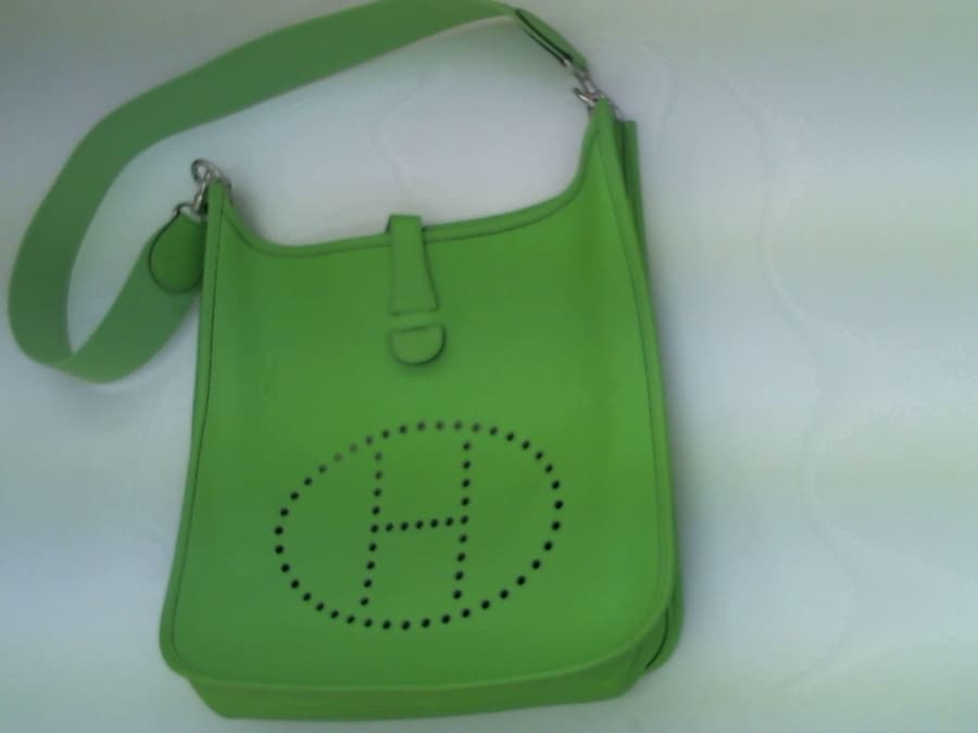 エルメス・エヴリン【函館店】 北海道函館市にあるザ・ゴールド 函館店の画像1