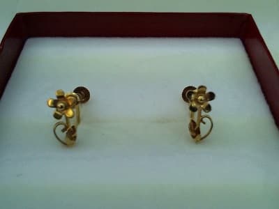 １８金のイヤリング【函館店】 北海道函館市にあるザ・ゴールド 函館店の画像1