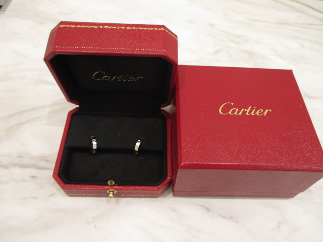 Cartier　ミニラブピアス　750WG【札幌狸小路3丁目店】 北海道札幌市にあるザ・ゴールド 札幌狸小路3丁目店の画像1