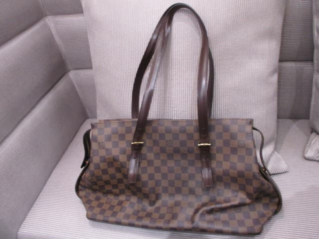 ルイヴィトン　チェルシー【狸小路3丁目店】 北海道札幌市にあるザ・ゴールド 札幌狸小路3丁目店の画像1