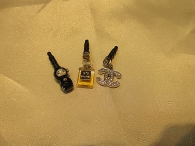 シャネル　イヤホンジャック【狸小路3丁目店】 北海道札幌市にあるザ・ゴールド 札幌狸小路3丁目店の画像1