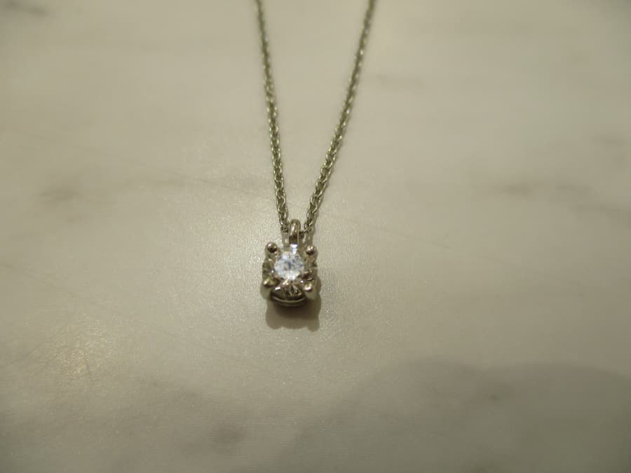 ティファニー　ソリティアダイヤネックレスの買取実績【狸小路3丁目店/北海道/札幌市中央区】 北海道札幌市にあるザ・ゴールド 札幌狸小路3丁目店の画像1