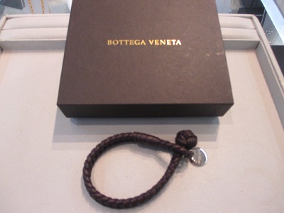 ボッテガヴェネタ　ブレスレット　【狸小路3丁目店】 北海道札幌市にあるザ・ゴールド 札幌狸小路3丁目店の画像1