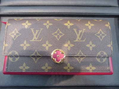 ルイ・ヴィトン　ポルトフォイユ　フロール　【狸小路3丁目店】 北海道札幌市にあるザ・ゴールド 札幌狸小路3丁目店の画像1