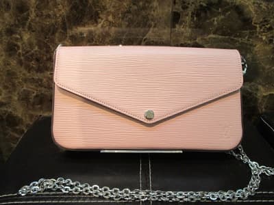 ルイ・ヴィトン　ポシェット・フェリーチェ　【狸小路3丁目店】 北海道札幌市にあるザ・ゴールド 札幌狸小路3丁目店の画像1