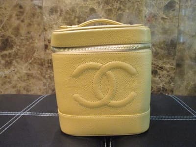 シャネル　バニティバッグ　キャビアスキン　【狸小路3丁目店】 北海道札幌市にあるザ・ゴールド 札幌狸小路3丁目店の画像1