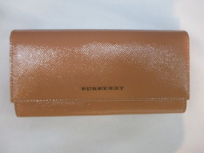 バーバリー長財布　【狸小路3丁目店】 北海道札幌市にあるザ・ゴールド 札幌狸小路3丁目店の画像1