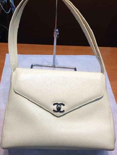 シャネル　キャビアスキン　ハンドバッグ　【狸小路3丁目店】 北海道札幌市にあるザ・ゴールド 札幌狸小路3丁目店の画像1