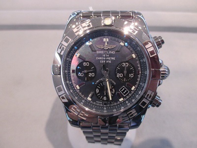 ブライトリング　時計【狸小路３丁目店】 北海道札幌市にあるザ・ゴールド 札幌狸小路3丁目店の画像1