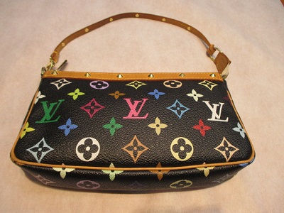 ルイ・ヴィトン　ポシェットアクセソワール【狸小路3丁目店】 北海道札幌市にあるザ・ゴールド 札幌狸小路3丁目店の画像1