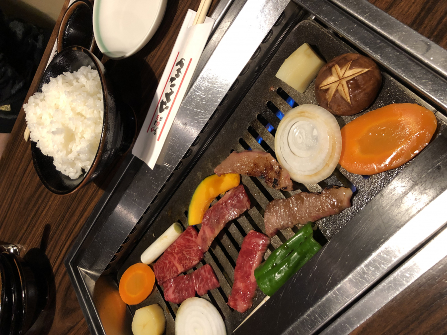 美味しい焼肉【発寒店】 北海道札幌市にあるザ・ゴールド 発寒店の画像1