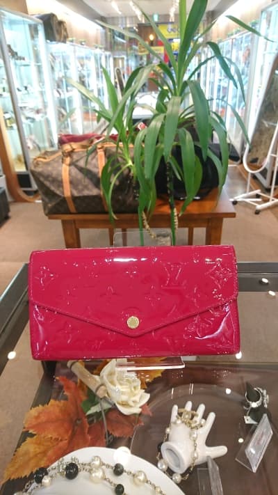 ポルトフォイユサラ【発寒店】 北海道札幌市にあるザ・ゴールド 発寒店の画像1