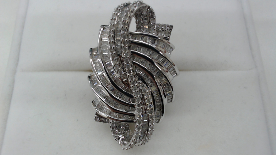 メレダイヤリング【発寒店/北海道/札幌市】