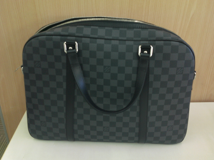 ルイ・ヴィトン　ヨーン　買取実績【発寒店/北海道/札幌市西区】 北海道札幌市にあるザ・ゴールド 発寒店の画像1