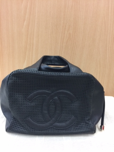 パンチングミニボストンバッグ【発寒店】 北海道札幌市にあるザ・ゴールド 発寒店の画像1