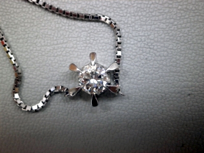 ダイヤモンドの特徴とお手入れについて【発寒店】