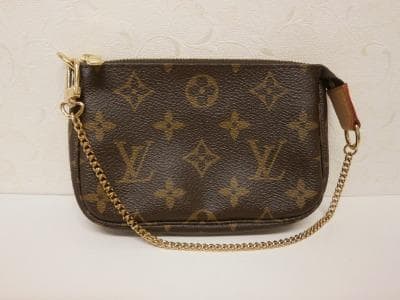 ルイ・ヴィトン　ミニポシェットアクセソワール　【白石店】 北海道札幌市にあるザ・ゴールド 白石店（※6/9に閉店いたしました）の画像1