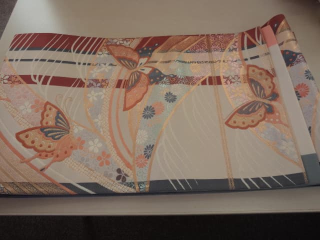 蝶の帯【新川店】 北海道札幌市にあるザ・ゴールド 新川店の画像1