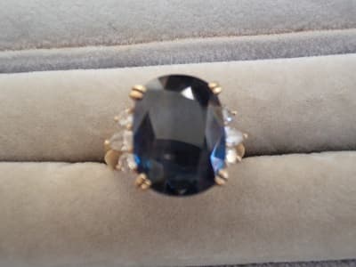 サファイヤリング【新川店】 北海道札幌市にあるザ・ゴールド 新川店の画像1