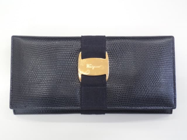 サルヴァトーレ・フェラガモ　長財布　買取実績【新川店/北海道/札幌市北区】 北海道札幌市にあるザ・ゴールド 新川店の画像1