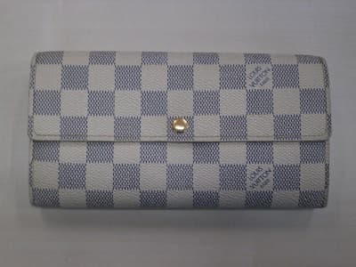 ルイ・ヴィトン　ポルトフォイユ・サラ【新川店】 北海道札幌市にあるザ・ゴールド 新川店の画像1