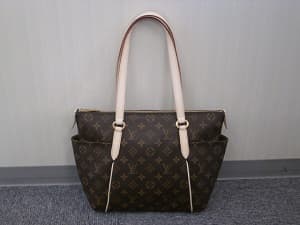 ルイ・ヴィトン トータリーPM  【新川店】 北海道札幌市にあるザ・ゴールド 新川店の画像1