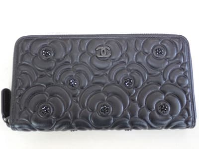 シャネル　カメリアラウンドファスナー　【新川店】 北海道札幌市にあるザ・ゴールド 新川店の画像1