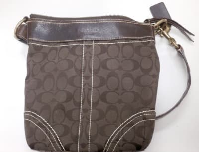 コーチ　ショルダーバッグ　【元町店】 北海道札幌市にあるザ・ゴールド 元町店（※6/9に閉店いたしました）の画像1