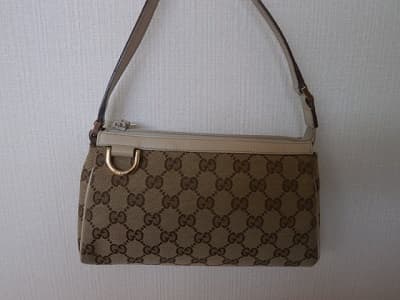 グッチ　アクセサリーポーチ　【元町店】 北海道札幌市にあるザ・ゴールド 元町店（※6/9に閉店いたしました）の画像1